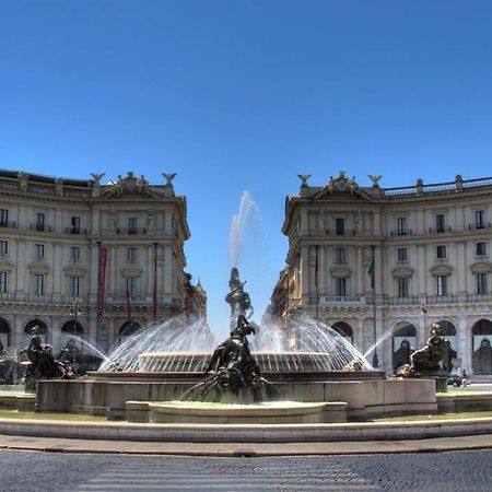 Charme & Chic Nazionale Hotel Roma Ngoại thất bức ảnh