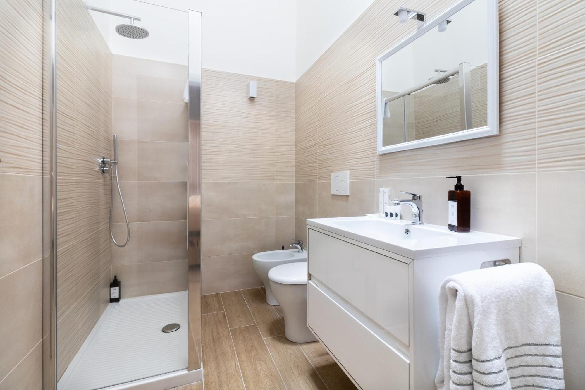 Charme & Chic Nazionale Hotel Roma Ngoại thất bức ảnh